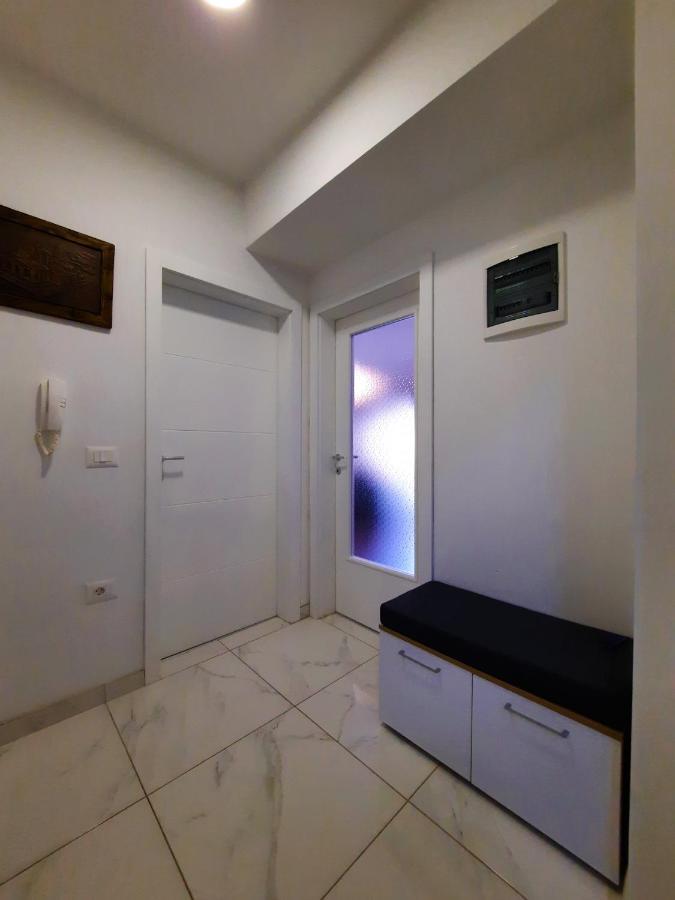 N&A Apartment Ohrid Bagian luar foto
